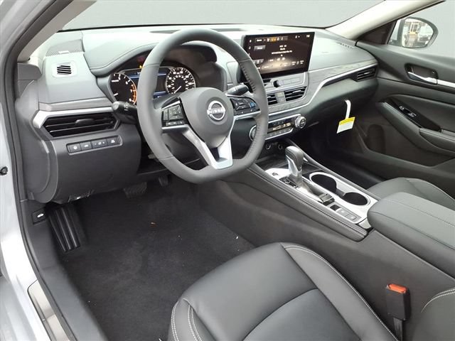 New 2025 Nissan Altima 2.5 SL FWD image 10
