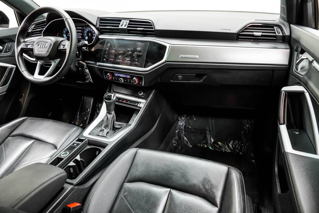 Used 2025 Audi Q3 2.0T Premium AWD/4WD image 23