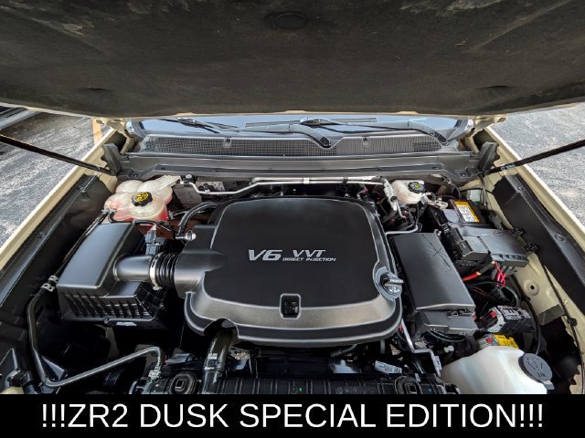 Used 2021 Chevrolet Colorado ZR2 w/ ZR2 Dusk Special Edition AWD/4WD image 26