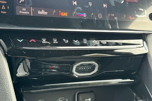 New 2026 Jeep Grand Cherokee L Limited AWD/4WD image 19