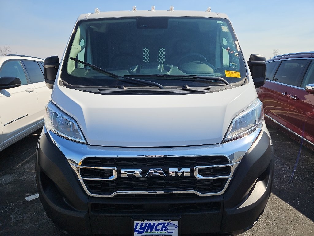 Used 2025 RAM ProMaster 2500 w/ U-Haul Equipment Group image 2