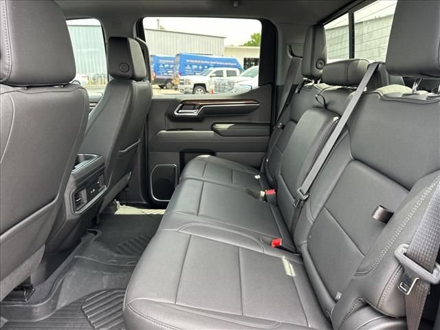 Certified 2024 Chevrolet Silverado 1500 RST AWD/4WD image 18