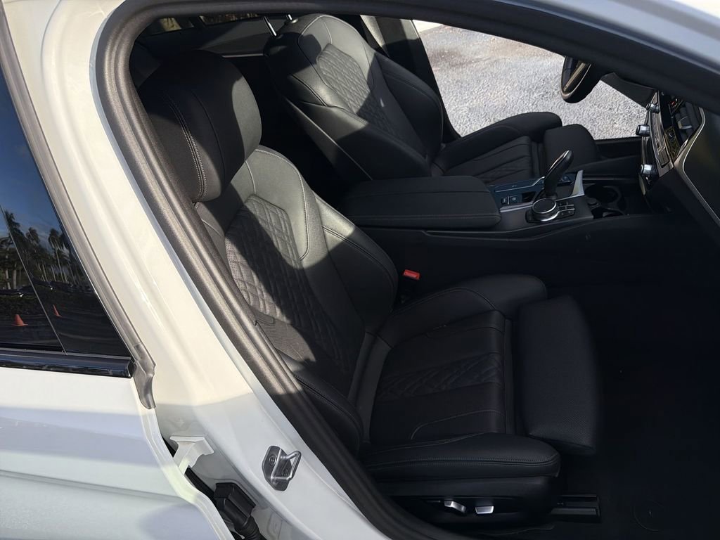 Used 2023 BMW 530i 530i w/ M Sport Package image 44