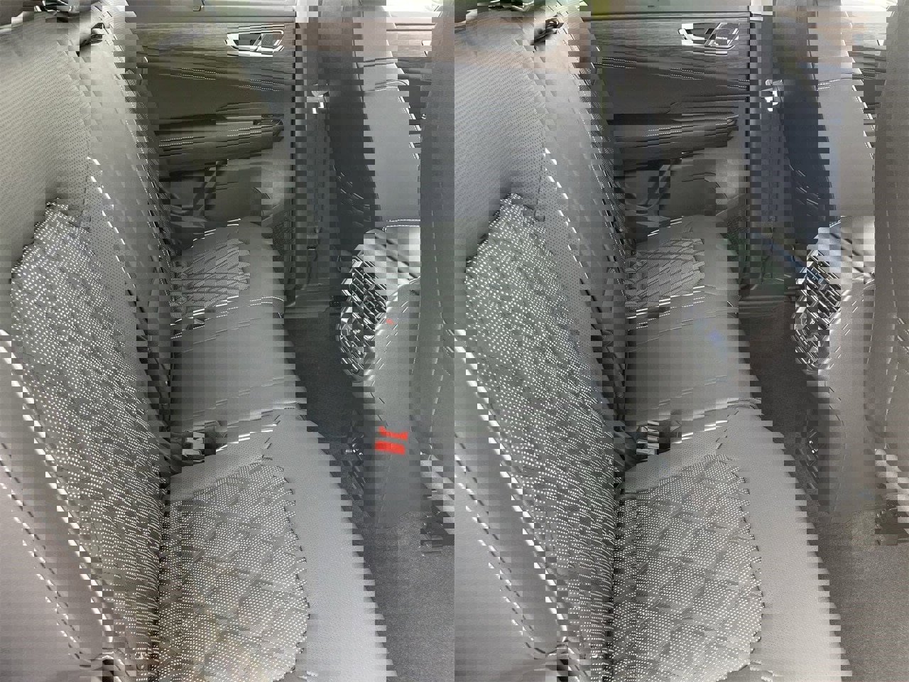 New 2026 Volkswagen Atlas SEL Premium R-Line image 9