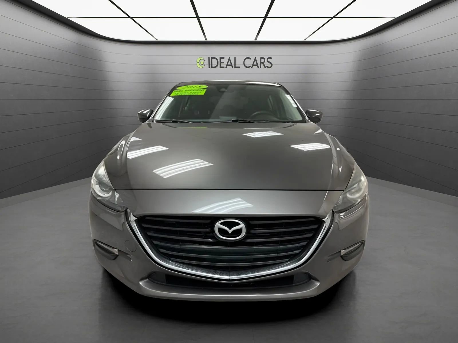 Used 2018 MAZDA MAZDA3 Sport FWD image 2