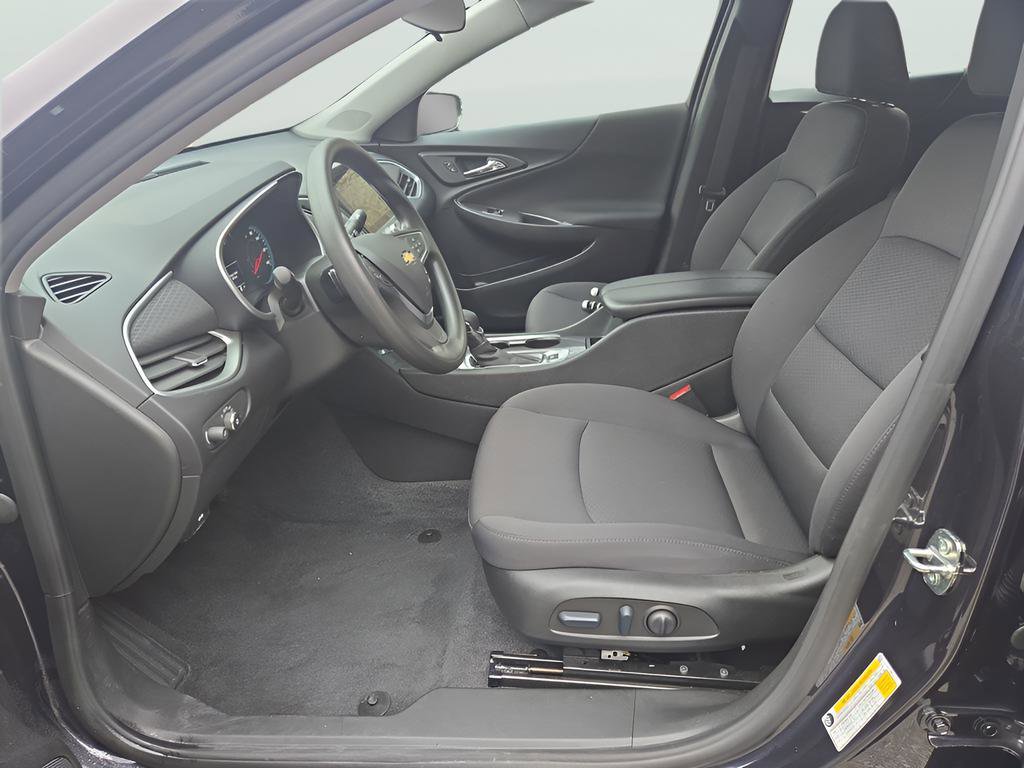 Used 2022 Chevrolet Malibu LT image 17