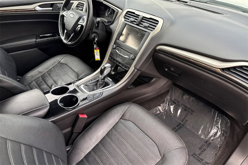 Used 2013 Ford Fusion Energi SE image 15