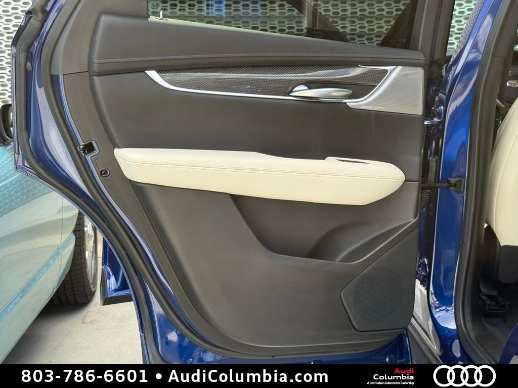 Used 2023 Cadillac XT5 Sportv w/ Technology Package AWD/4WD image 25