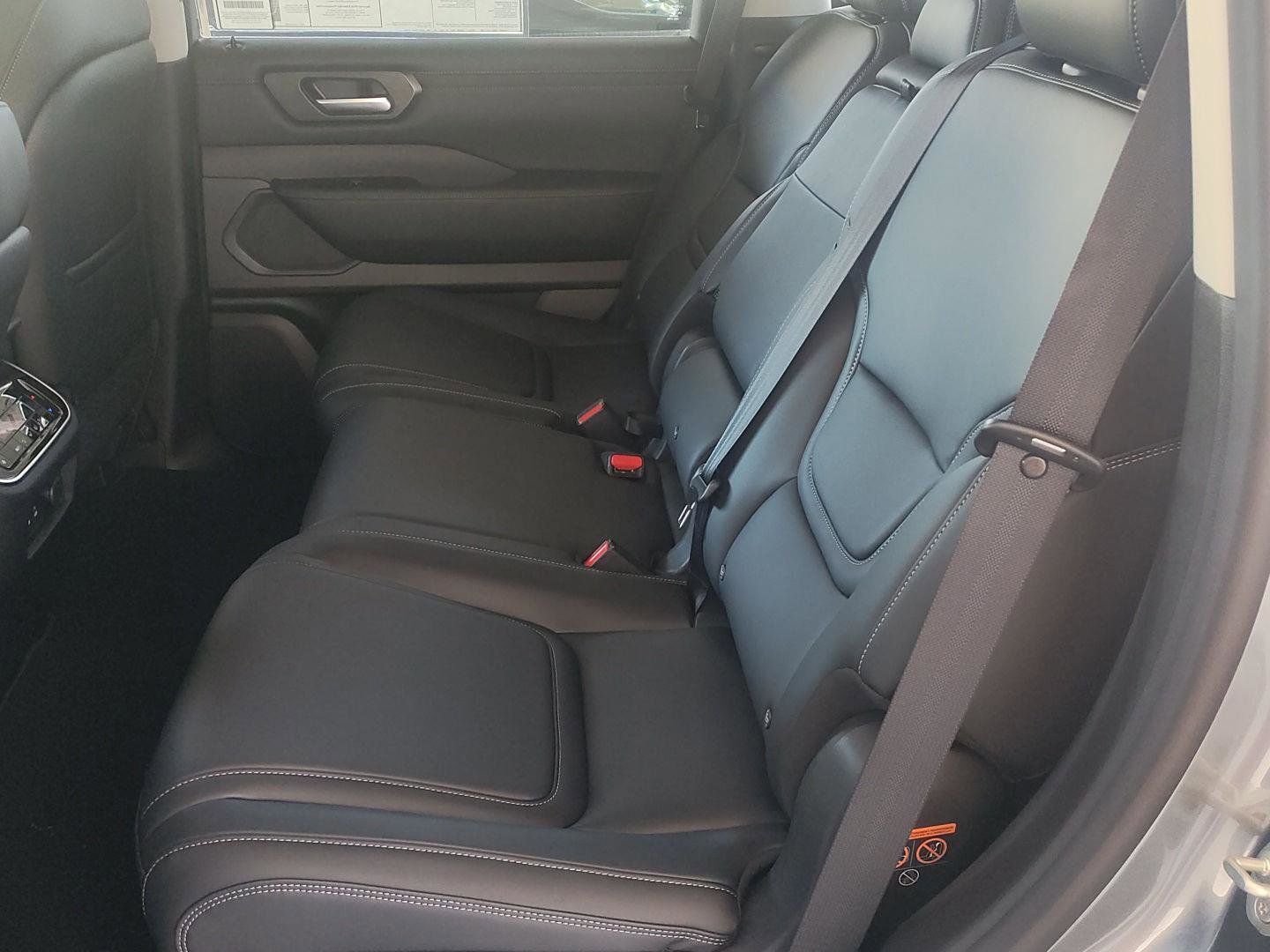 New 2026 Nissan Armada SV image 27