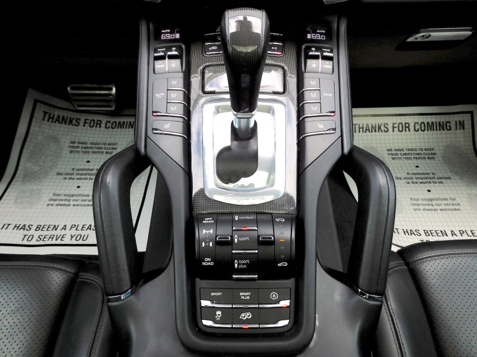 Used 2016 Porsche Cayenne GTS image 12