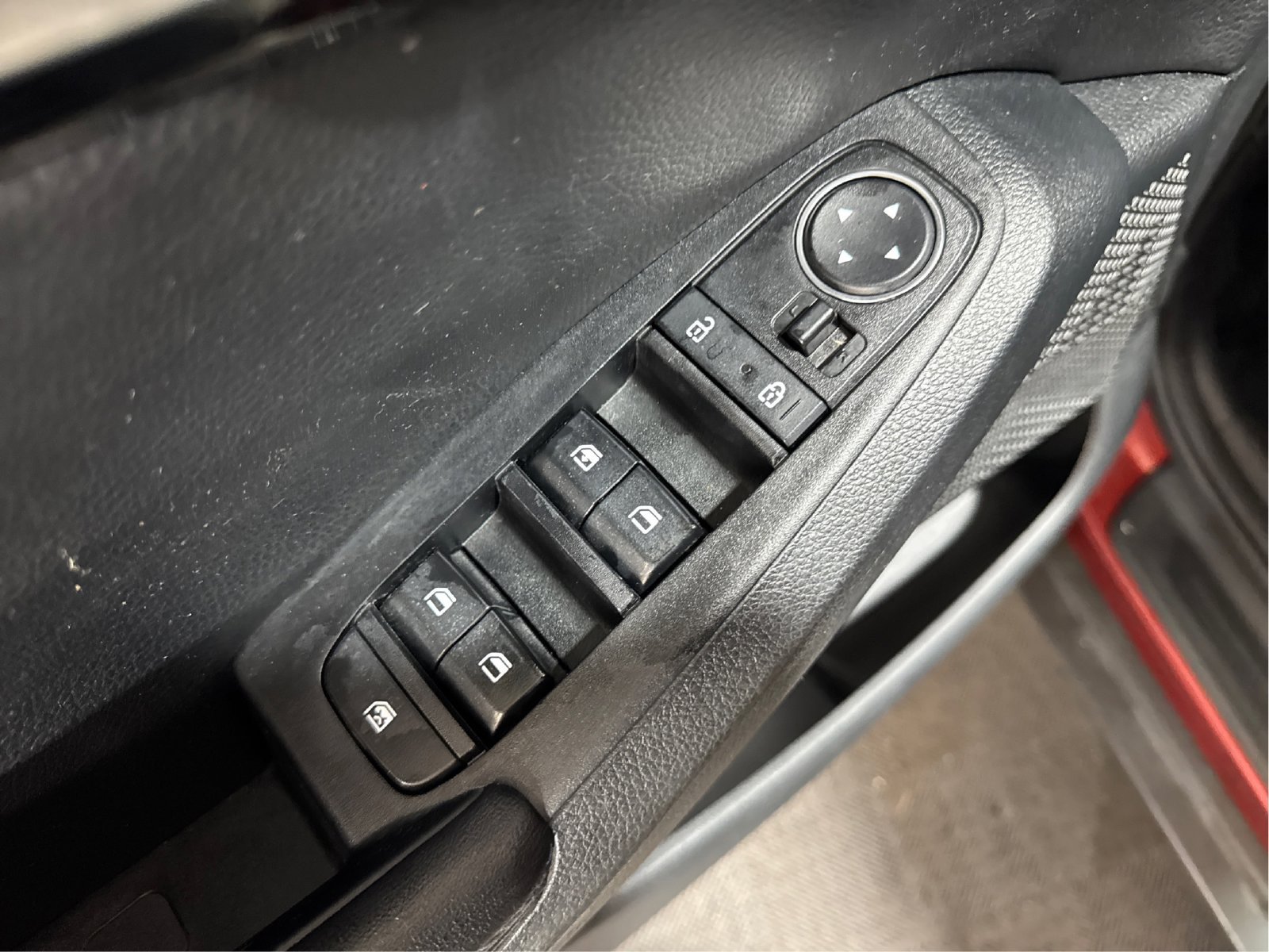 Used 2022 Kia Seltos S AWD/4WD image 32