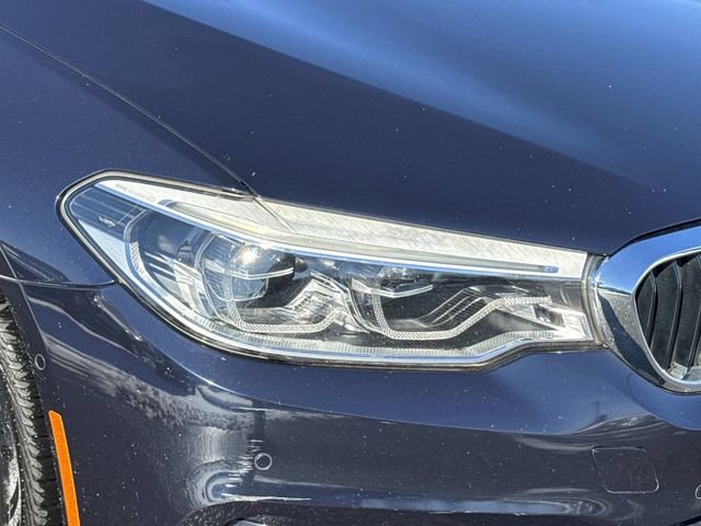 Used 2017 BMW 540i xDrive image 7