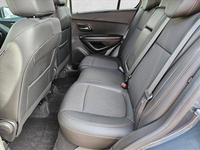 Used 2022 Chevrolet Trax LT w/ Driver Confidence Package AWD/4WD image 24