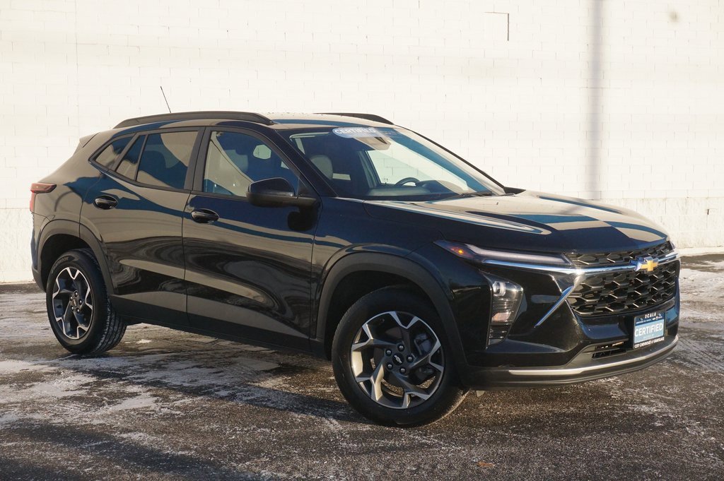 Certified 2024 Chevrolet Trax LT image 3