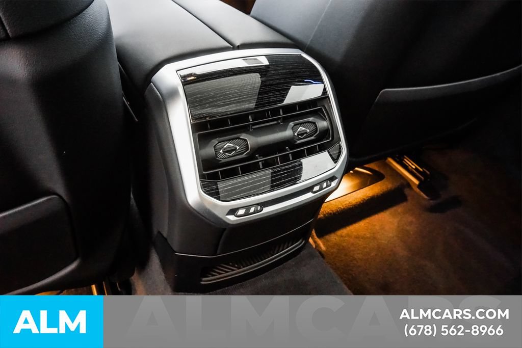 Used 2026 BMW 740i w/ Premium Package RWD image 62