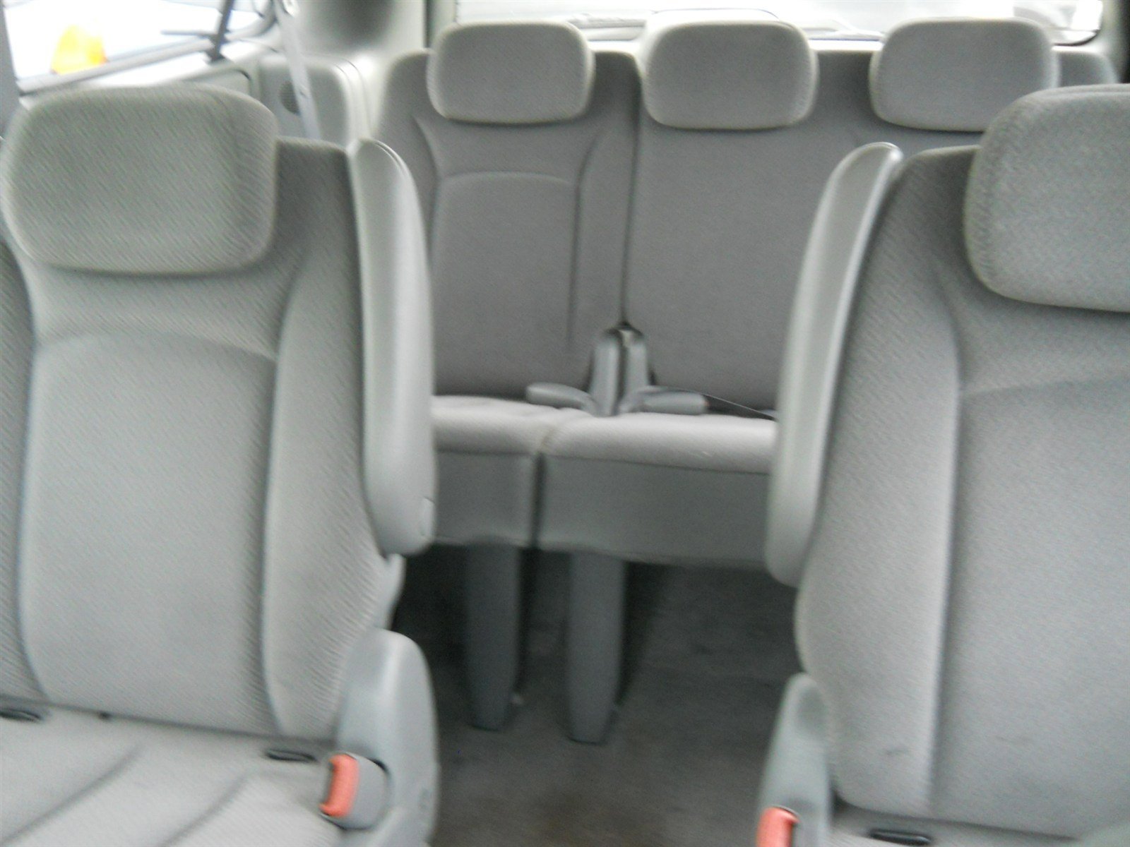 Used 2006 Chrysler Town & Country LX w/ Popular Equipment Group II FWD image 6