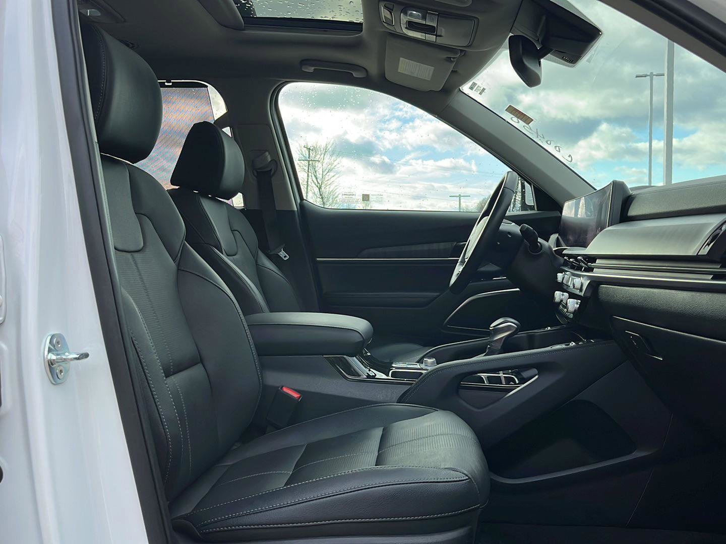 Used 2024 Kia Telluride SX image 24