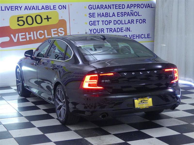 Used 2018 Volvo S90 T5 Momentum w/ Convenience Package FWD image 5