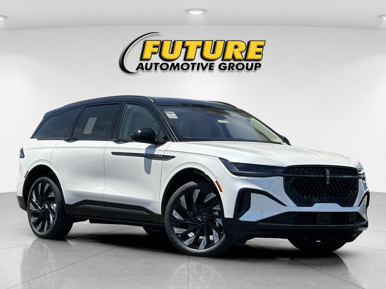New 2026 Lincoln Nautilus Reserve w/ Jet Appearance Package