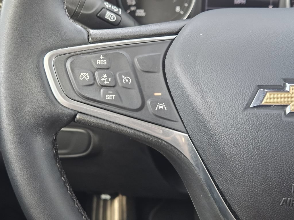 Used 2023 Chevrolet Equinox LT FWD image 28