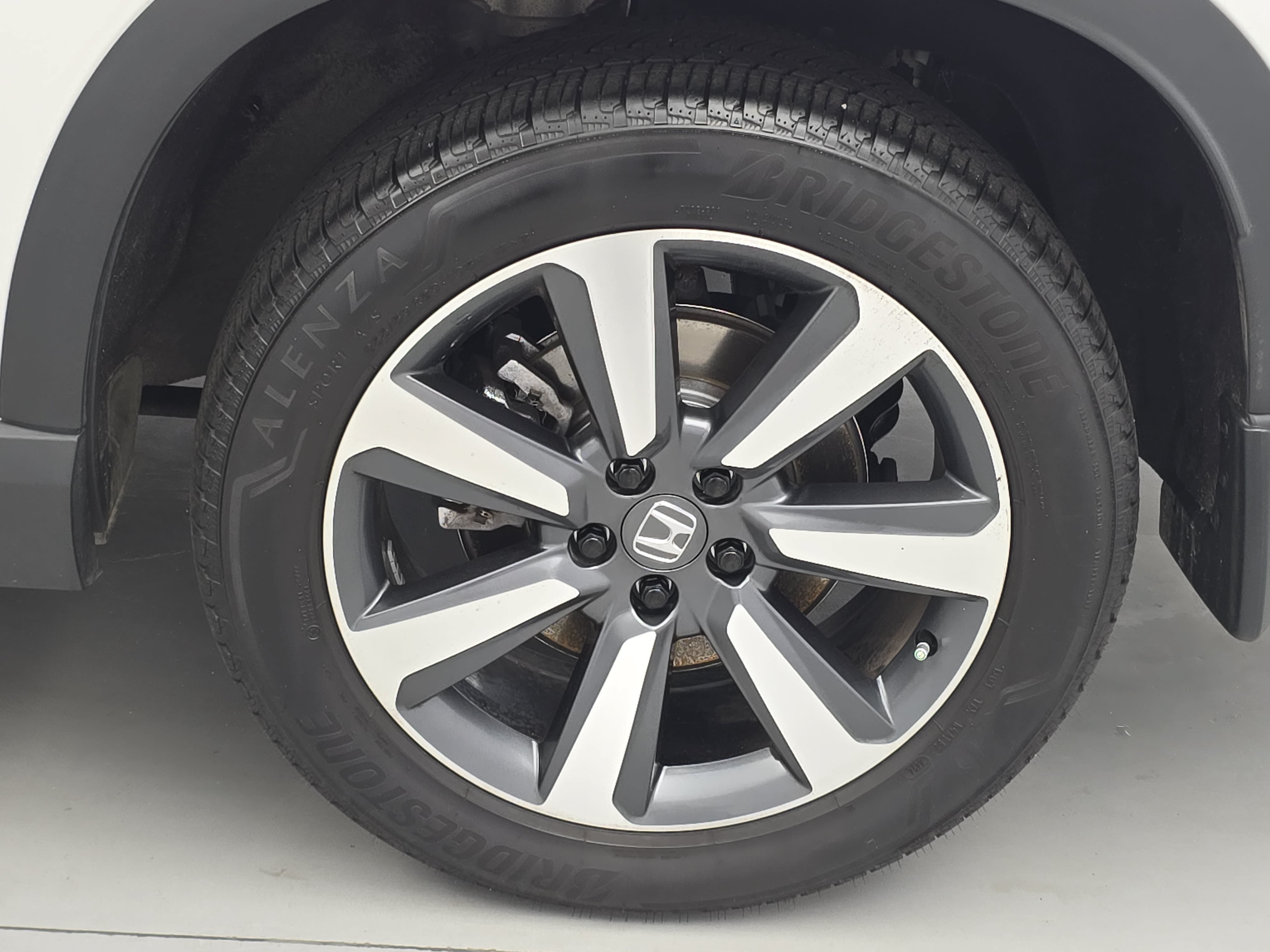 Certified 2025 Honda Pilot Touring image 35