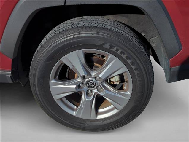 Certified 2022 Toyota RAV4 LE AWD/4WD image 7