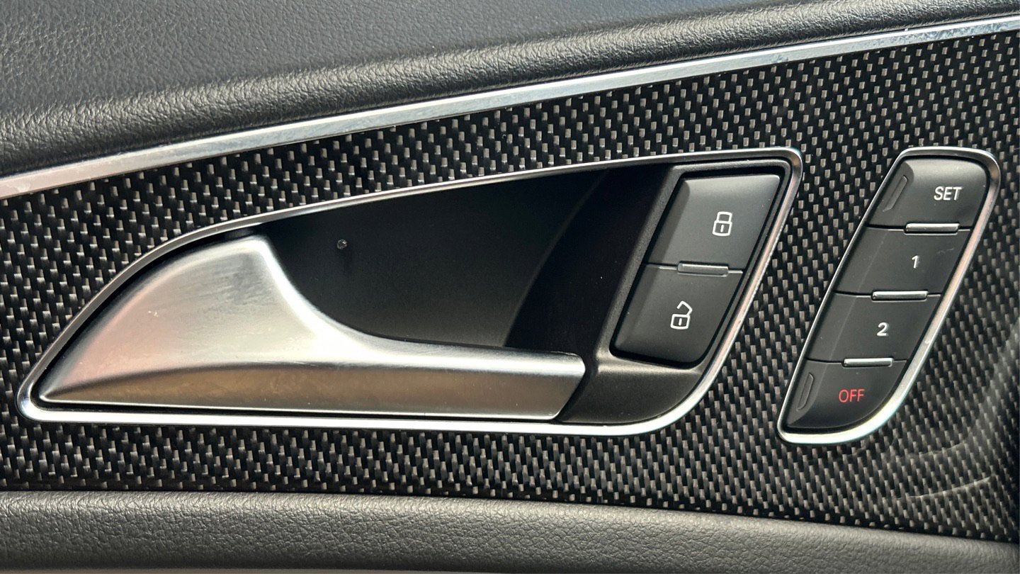 Used 2015 Audi S6 w/ Driver Assistance Package image 45