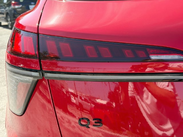 New 2026 Audi Q3 quattro 2.0T AWD/4WD image 10