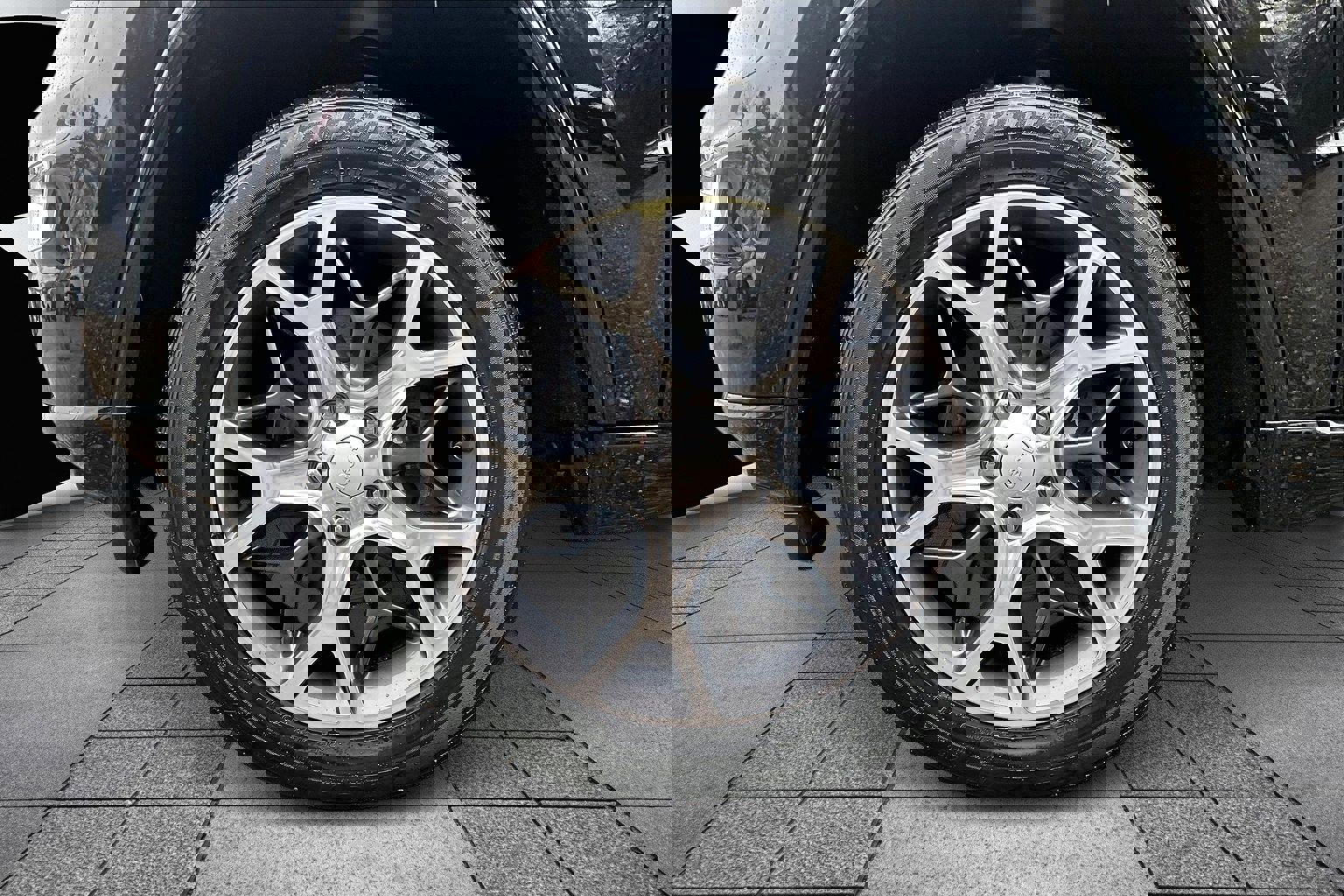 Used 2019 Jeep Grand Cherokee Overland image 8