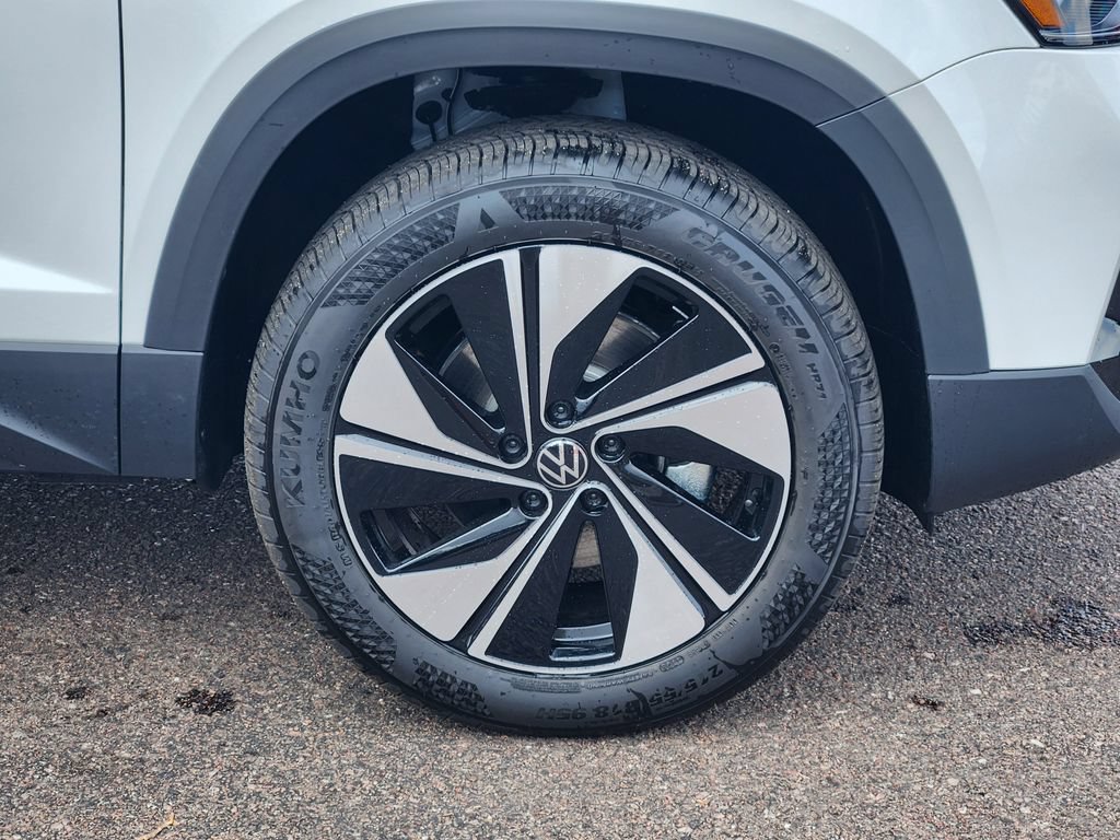 New 2026 Volkswagen Taos SE AWD/4WD image 29