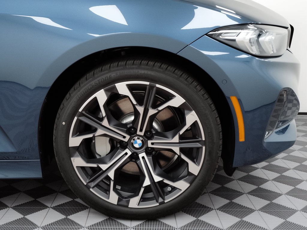 Used 2026 BMW 330i xDrive Sedan w/ Premium Package AWD/4WD image 12