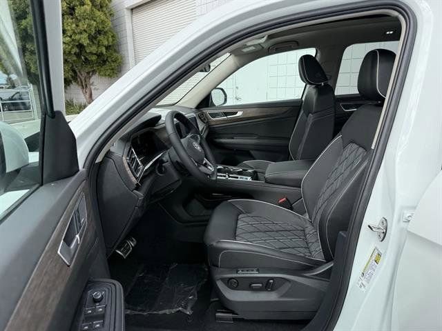 New 2025 Volkswagen Atlas SEL Premium R-Line image 17