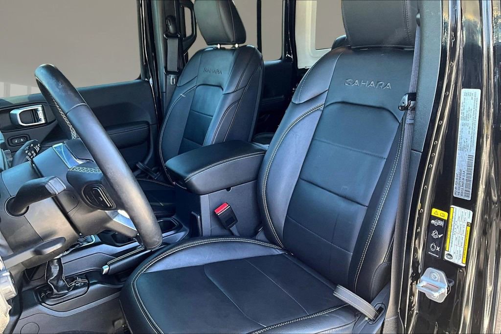 Used 2023 Jeep Wrangler Unlimited Sahara w/ Cold Weather Group image 20