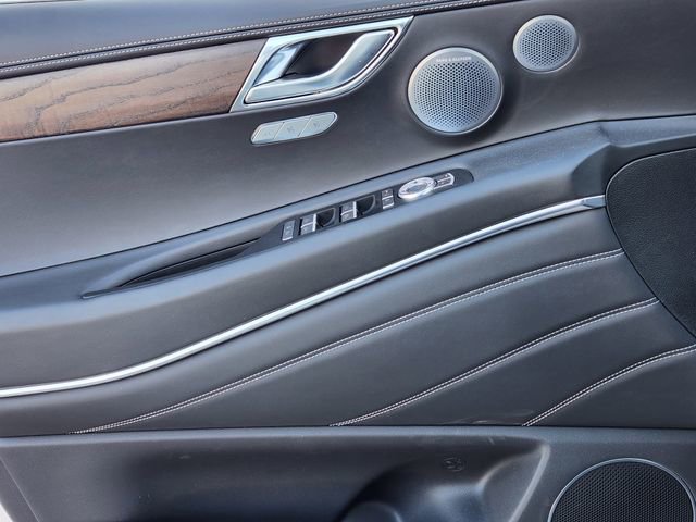 Used 2025 Genesis GV80 2.5T Prestige image 18