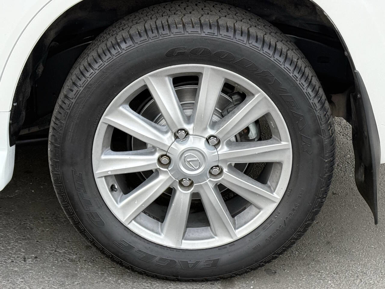 Used 2009 Lexus LX 570 4WD image 19