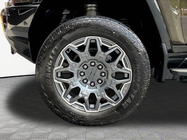 Used 2025 GMC Hummer EV 3X AWD/4WD image 35