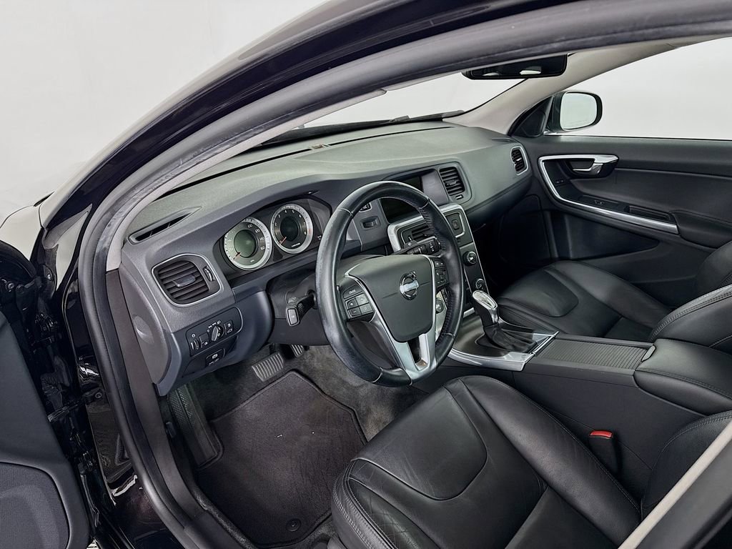Used 2013 Volvo S60 T5 FWD image 4