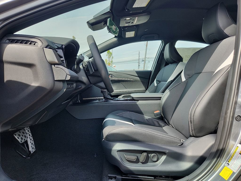 New 2026 Toyota Camry SE image 9