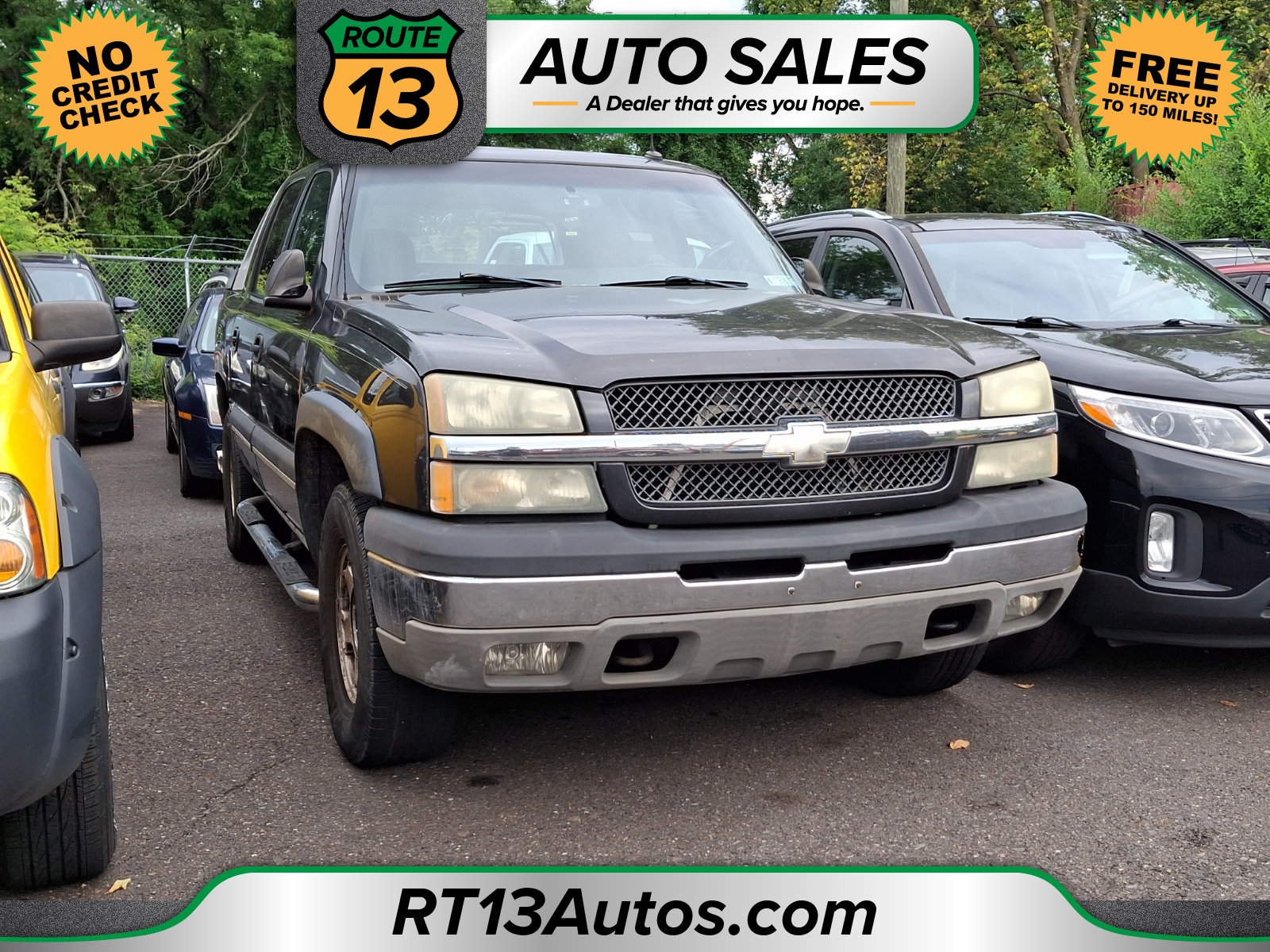 Used 2003 Chevrolet Avalanche 4x4 w/ Personal Security Package image 1