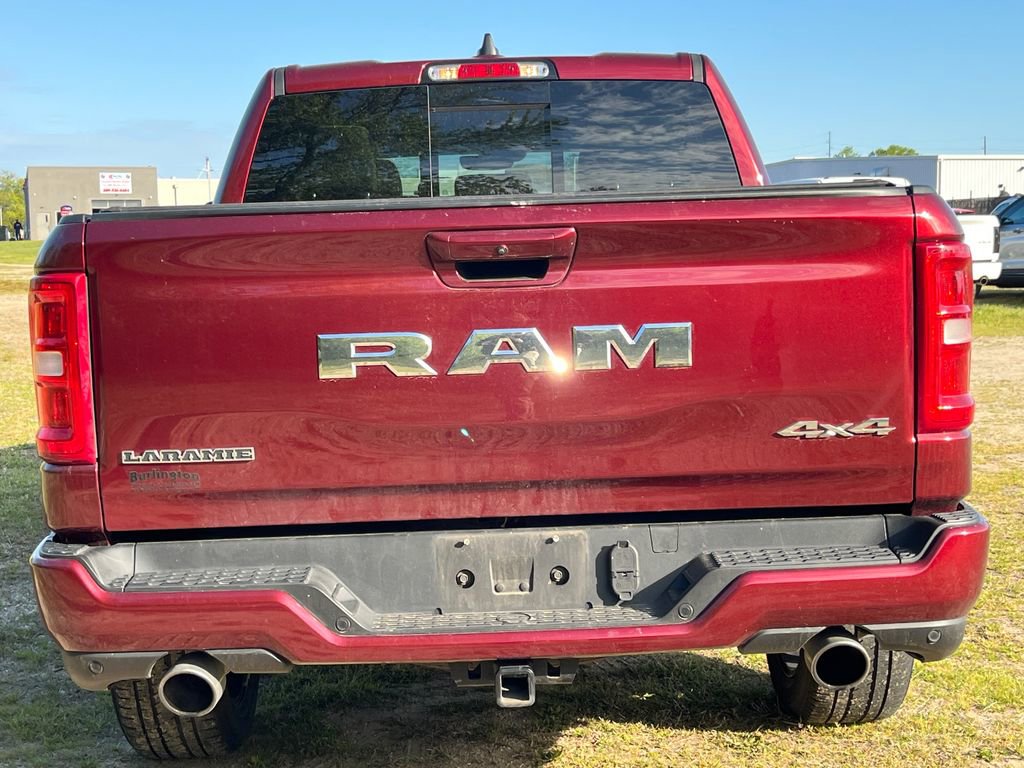 Used 2025 RAM 1500 Laramie AWD/4WD image 12
