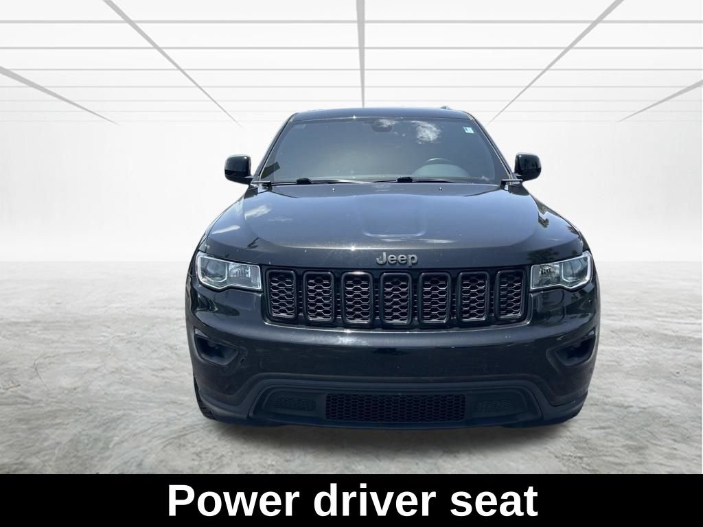Used 2021 Jeep Grand Cherokee Laredo RWD image 9
