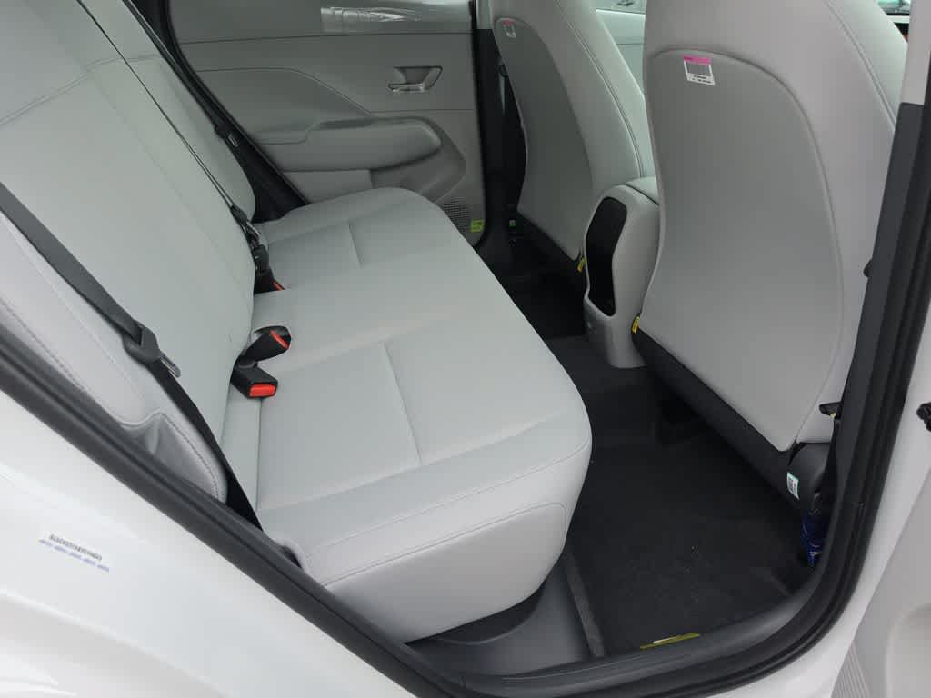 New 2027 Hyundai Kona SE FWD image 21