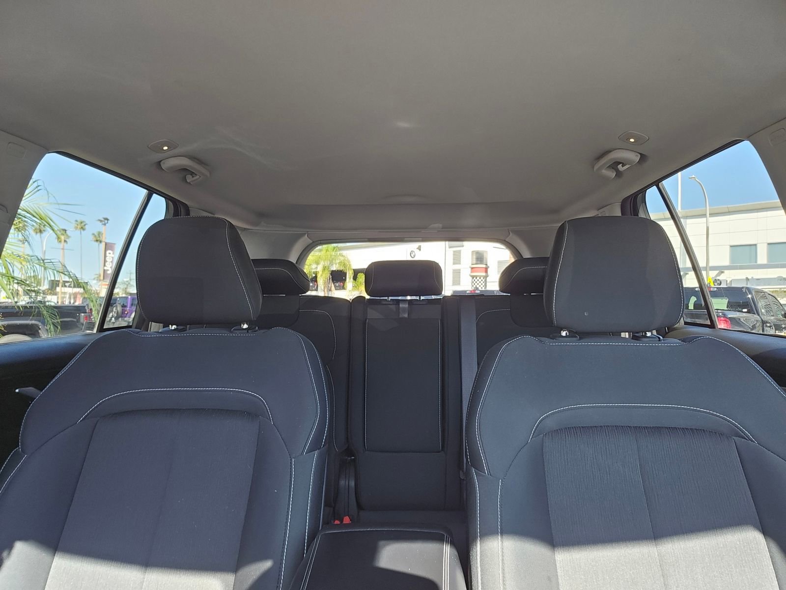 Used 2023 Jeep Grand Cherokee Laredo image 27