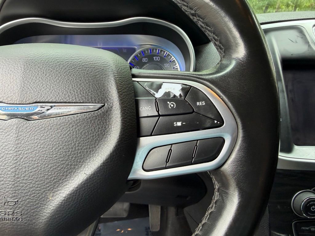 Used 2021 Chrysler 300 Touring w/ Sport Appearance Package image 25