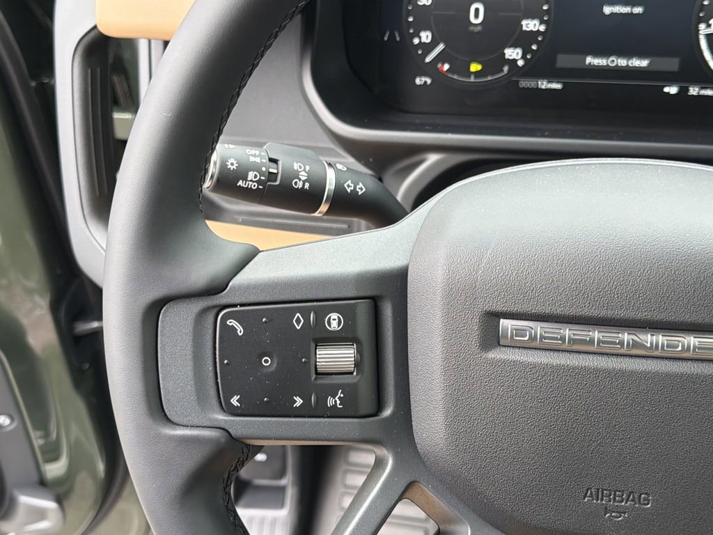 New 2026 Land Rover Defender 110 X-Dynamic SE image 23