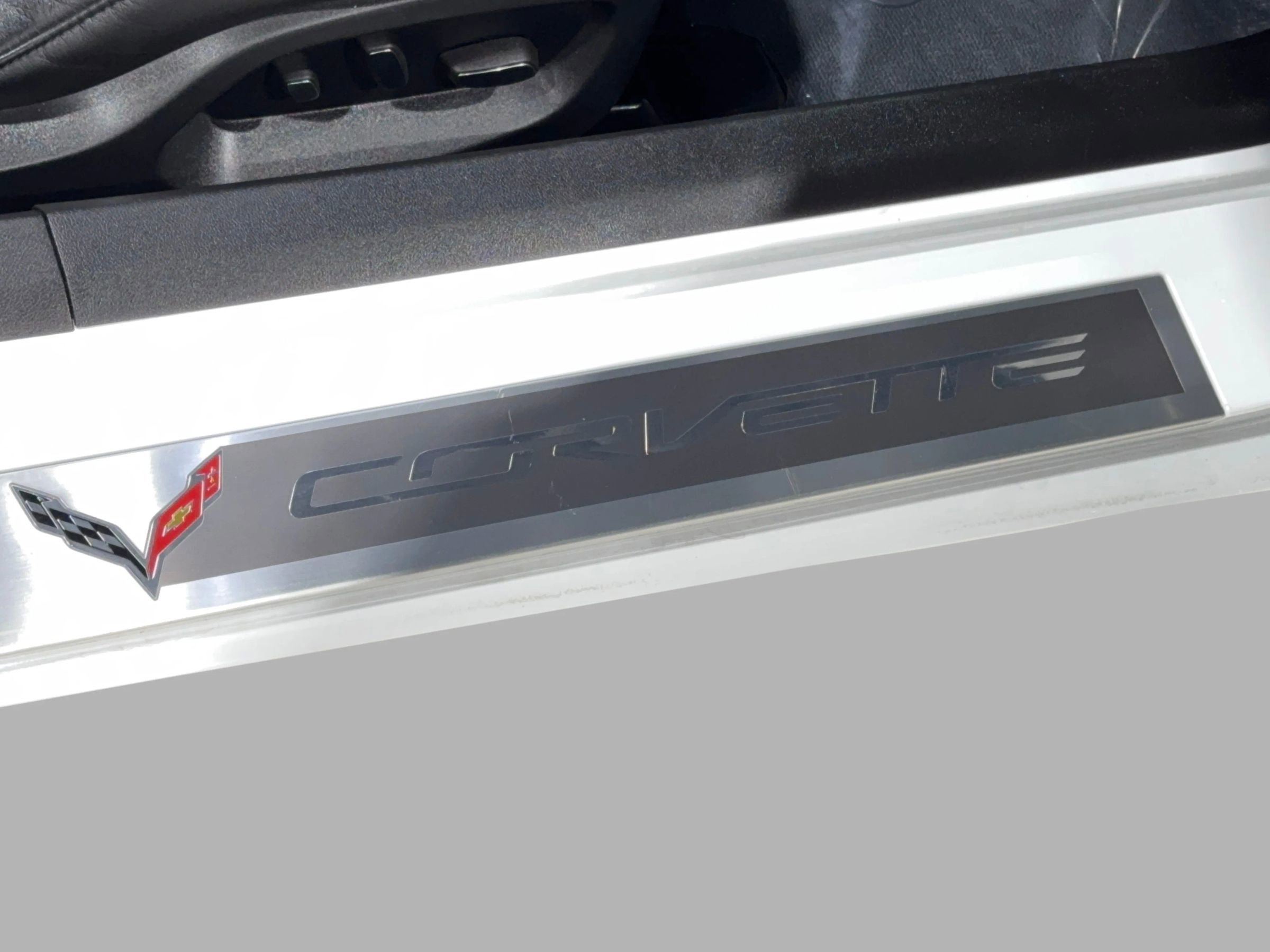 Used 2014 Chevrolet Corvette Stingray Convertible w/ 3LT Preferred Equipment Group image 28