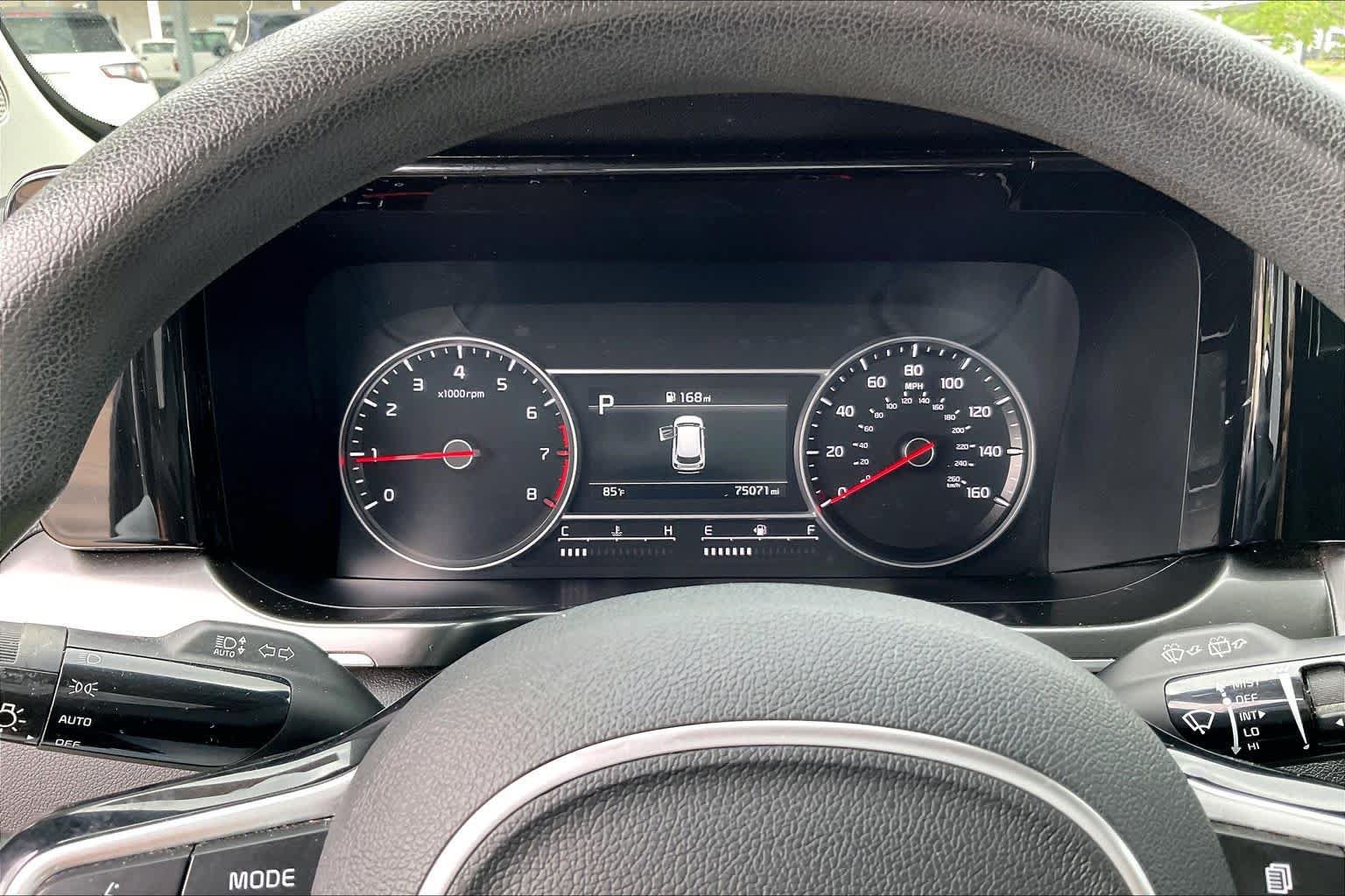 Used 2021 Kia Sorento LX FWD image 25