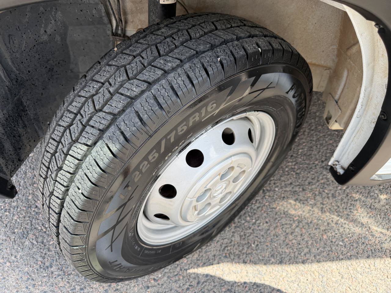 Used 2023 RAM ProMaster 2500 FWD image 34