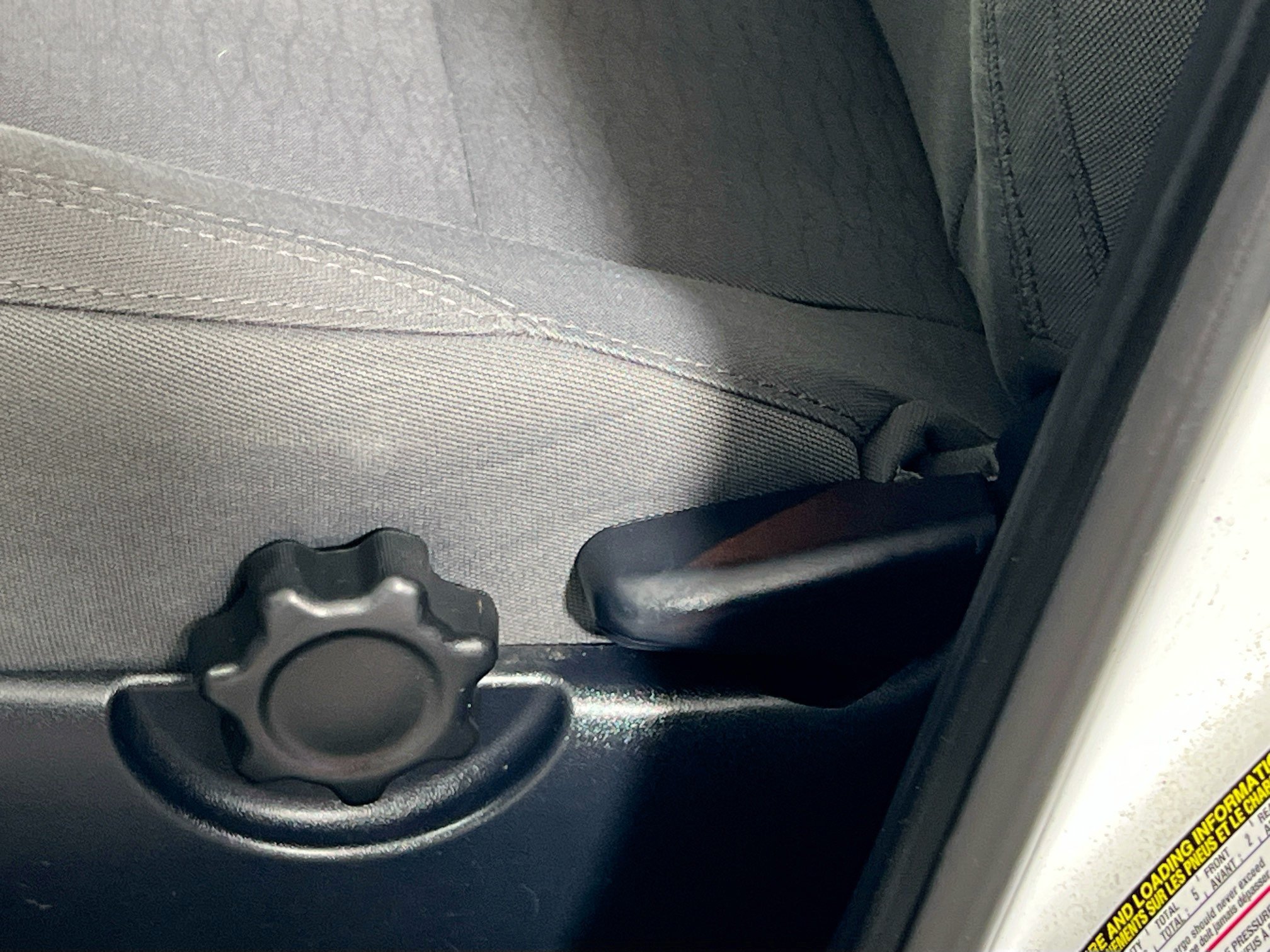Used 2019 Toyota Tacoma SR w/ SR Convenience Package RWD image 15