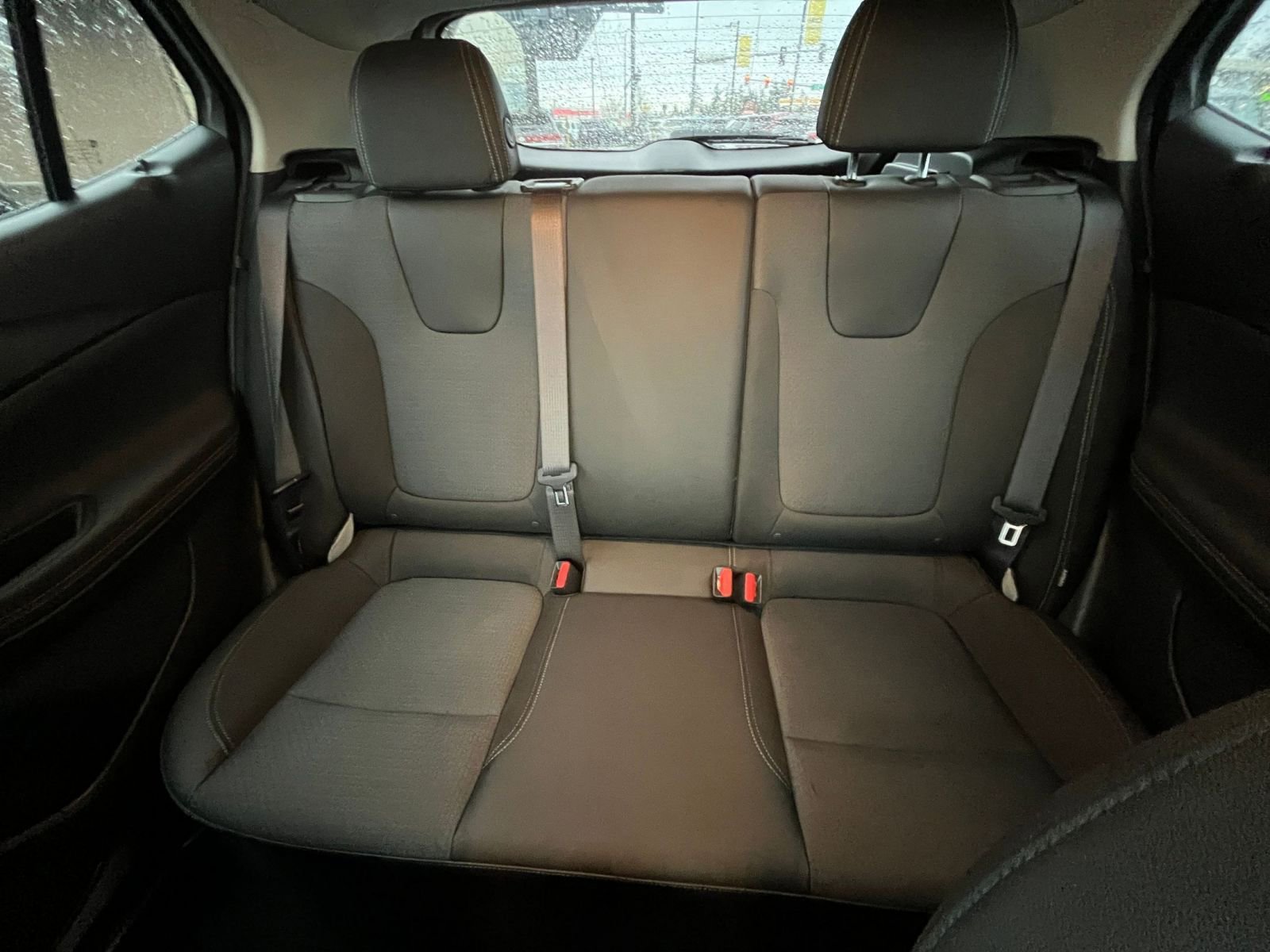 Used 2025 Buick Encore GX Preferred image 39